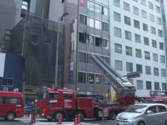 日本大阪市一栋大楼起火 已有27人心肺功能停止