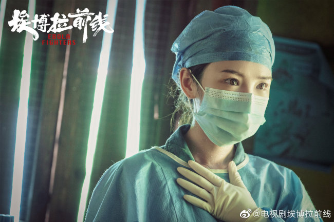 毛晓彤：拍《埃博拉前线》经常和罗晋探讨怎么“挨打”丨角色