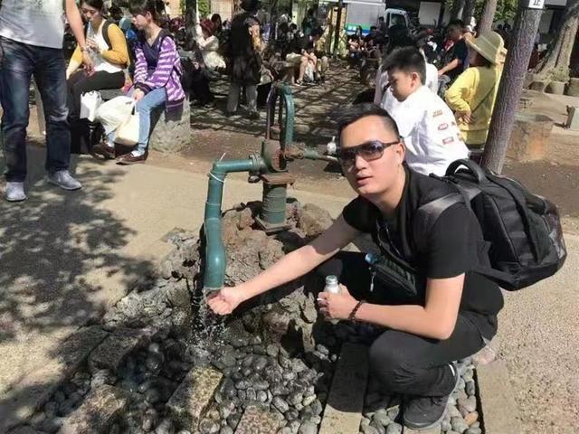 广州男子在汤加失联2天 海啸来临前曾给妻子转账