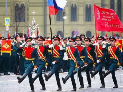 今年莫斯科红场阅兵有特殊安排 33个徒步纵队参演【快讯】