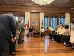泽连斯基与菲律宾总统举行会晤 强化合作与援助议题【快讯】