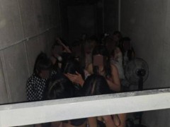10名少女被骗至马来西亚卖淫 跨国诱骗案曝光【热搜】