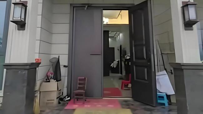 男子200万建洋房被爸妈塞满粮食：新房秒变大仓库！