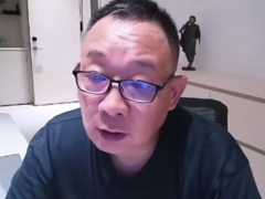 于东来称将关闭多家胖东来门店，有门店半年卖了8亿元！【热搜】