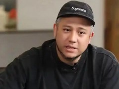 40岁港星转行做搬运工养4个儿子 究竟啥情况？