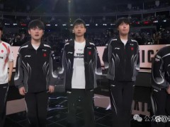 【曝RNG和FPX退出LPL 选手薪资大幅下降】