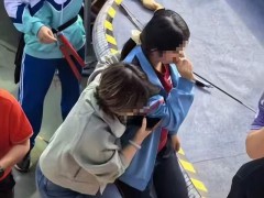 校运动会上高中女生被弓箭射中面部 事件引发广泛关注[热点]