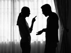 丈夫还手扇妻子致其轻伤 法院判了 判处拘役六个月[热点]