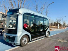 无人驾驶游览巴士亮相济南起步区 科技暖流涌动园区[热点]