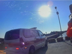 高雄一渔港现浮尸 死者为台军士官 具体原因不明引发关注[热点]