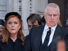 安德鲁王子曾招待爱泼斯坦和4名女子 王室丑闻再升级[热点]