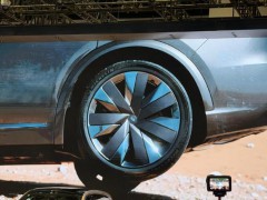 理想L9 Livis发布会功能展示“翻车” 新技术引发关注[热点]