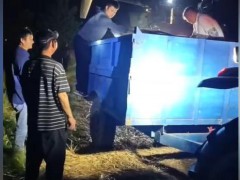 村民患癌住院十多位乡亲帮收20亩麦子 邻里温情显现[推荐]
